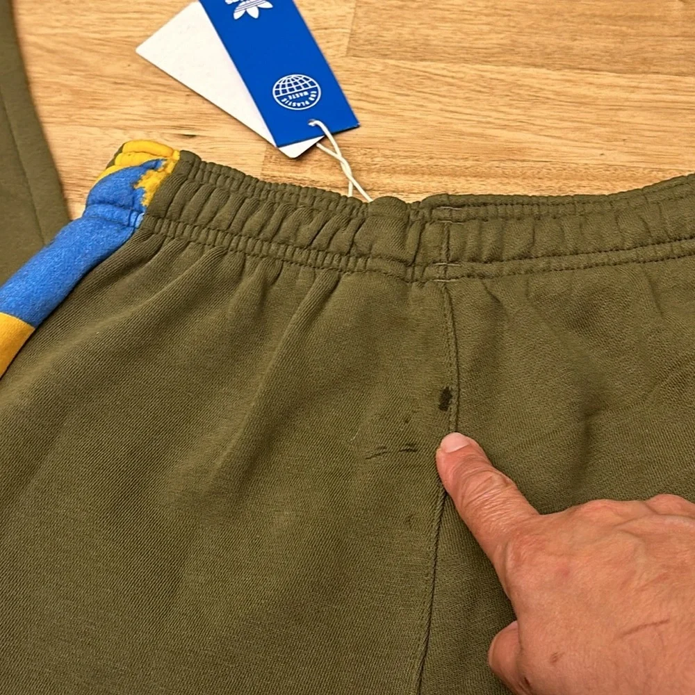 ADIDAS focus olive collegia camo sweatpants